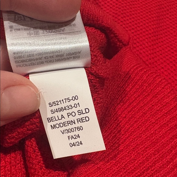 NEW! GAP - women’s Red Knit Sweater.  Size medium.  Red. - Picture 13 of 13